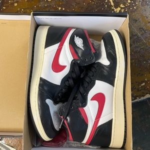 Air Jordan 1 retro high og. Size 7 mens/8.5 women